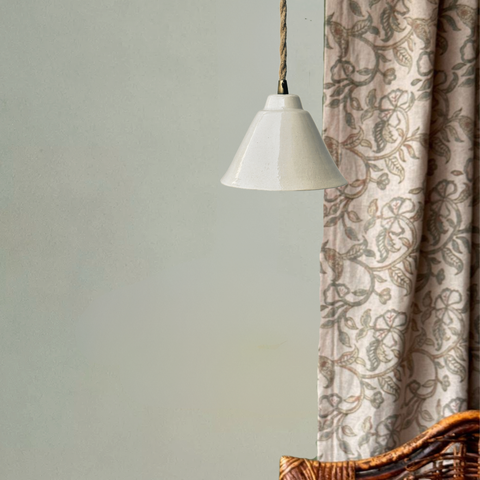 Lámpara Levante Blanca