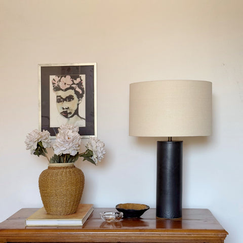 Lámpara Puelche Negra & Tela