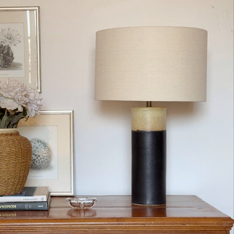 Lámpara Puelche Negra Crema & Tela