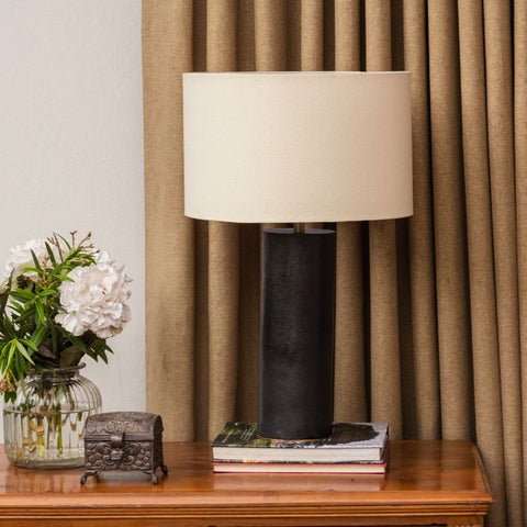 Lámpara Puelche Negra & Tela